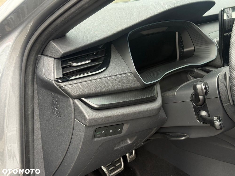Skoda Octavia 1.5 TSI mHEV Sportline DSG - 20