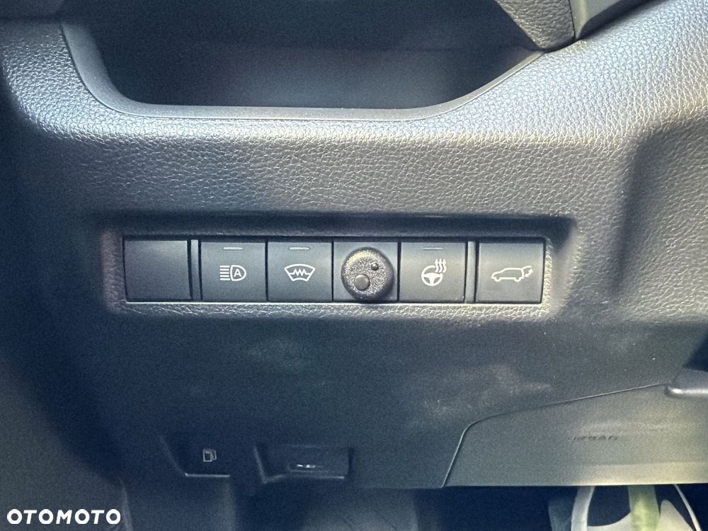 Toyota RAV4 - 16