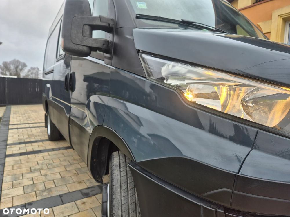 Iveco DAILY 35C17 170KM L3H2 KLIMA BLIZNIAK SUPER STAN NAVI - 35