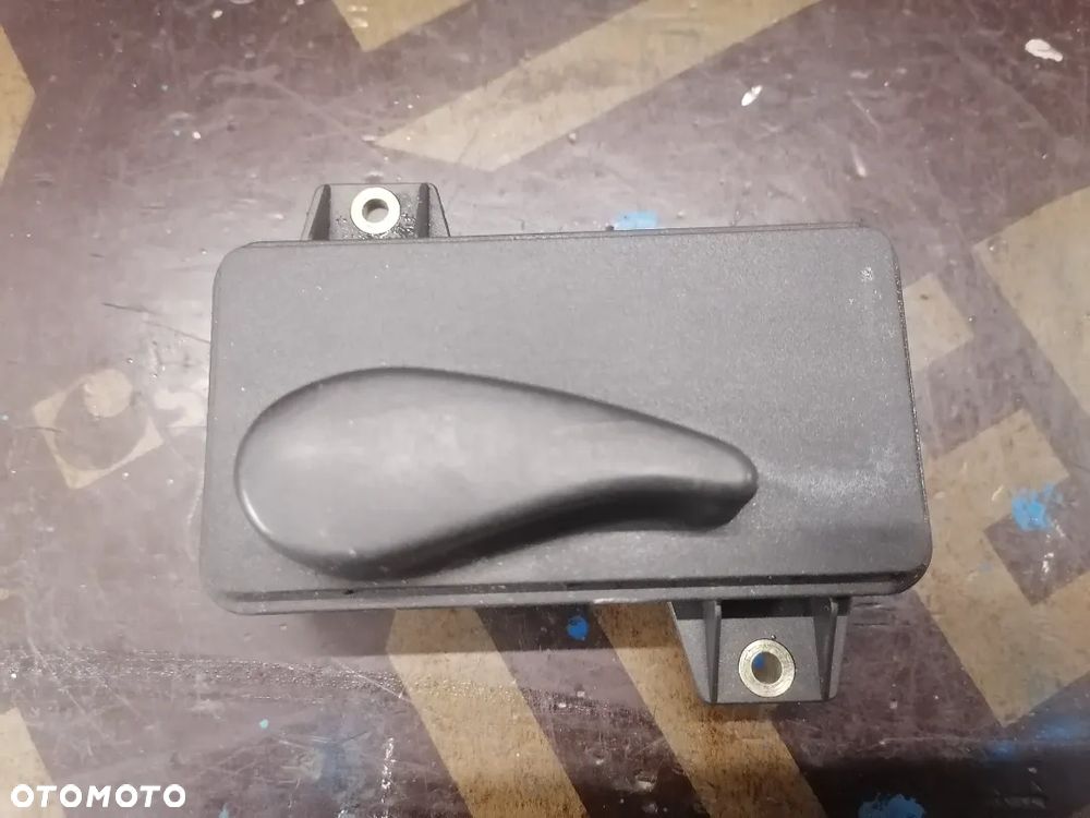 Przełącznik Regulacji Fotela L Lub P Góra Dół Audi A6 C5 A3 8L - 7