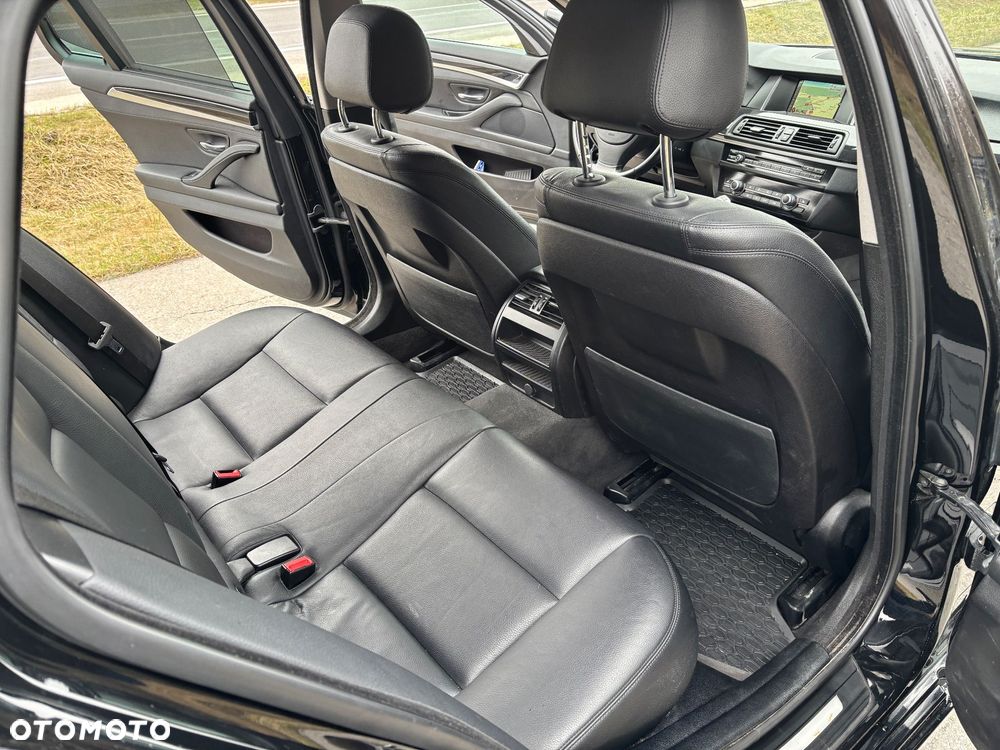 BMW Seria 5 520d - 12