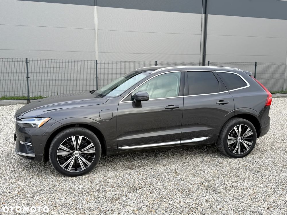 Volvo XC 60 T8 Plug-In Hybrid AWD Inscription - 1
