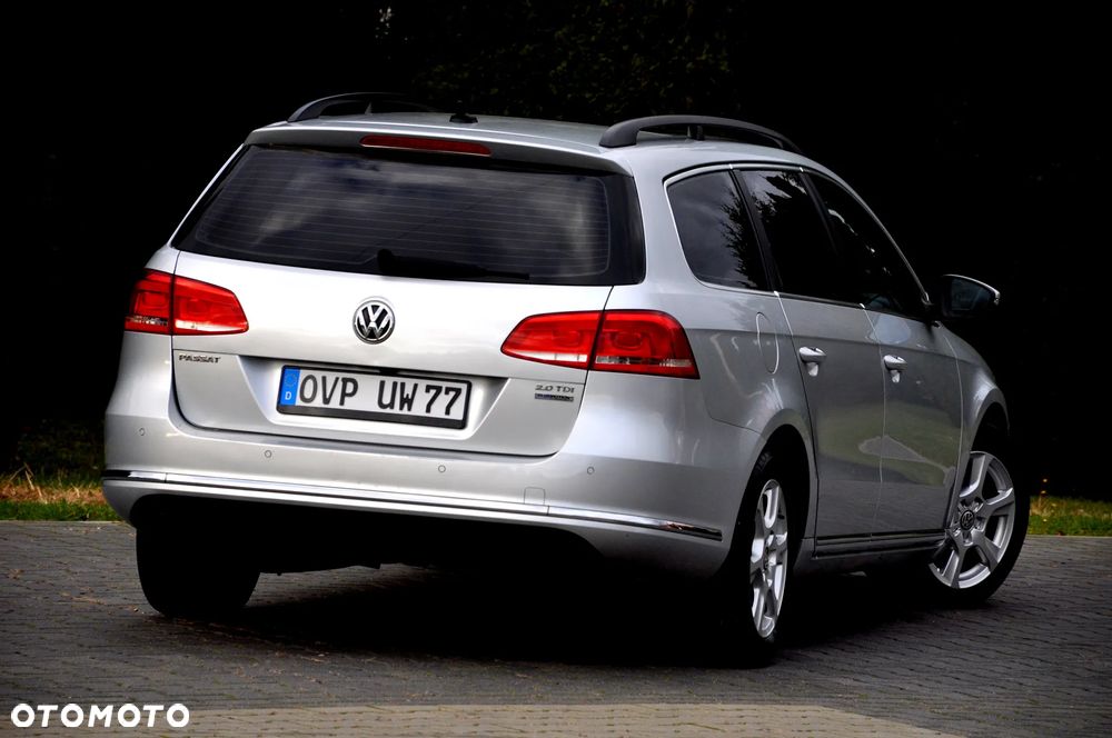 Volkswagen Passat Variant 2.0 Blue TDI DSG SCR Highline - 15