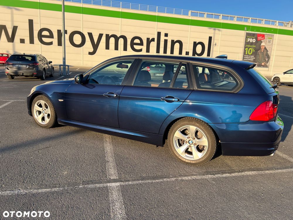 BMW Seria 3 320d Efficient Dynamics Edition Blue Perf Luxury Line - 3