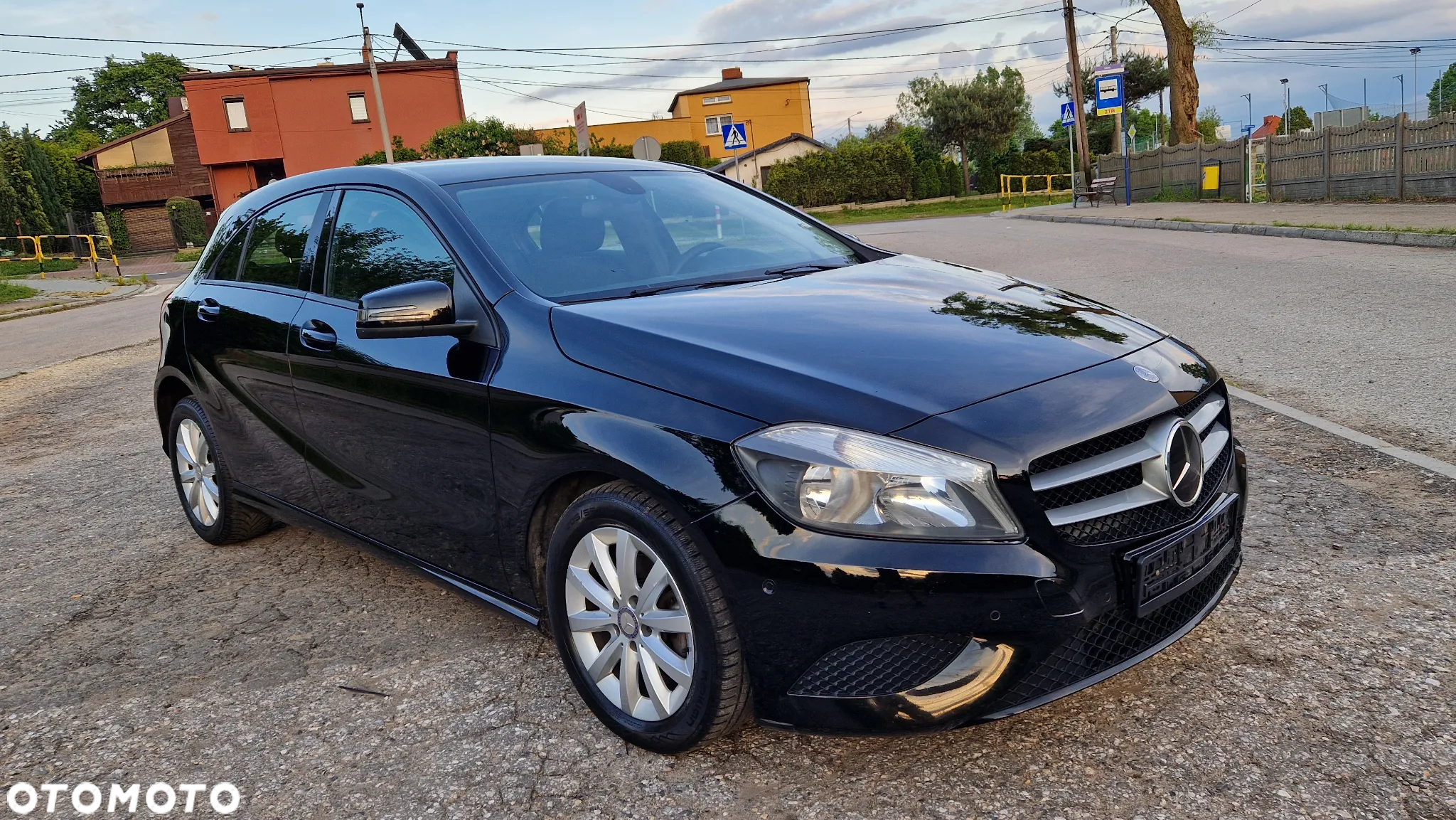 Mercedes-Benz Klasa A 180 CDI (BlueEFFICIENCY) 7G-DCT - 2