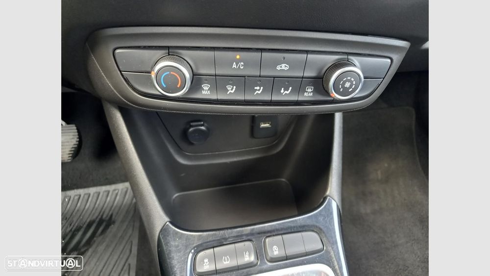 Opel Crossland 1.2 Business Edition - 16