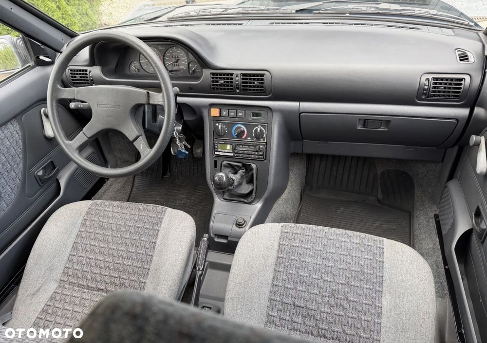 Polonez Caro - 8