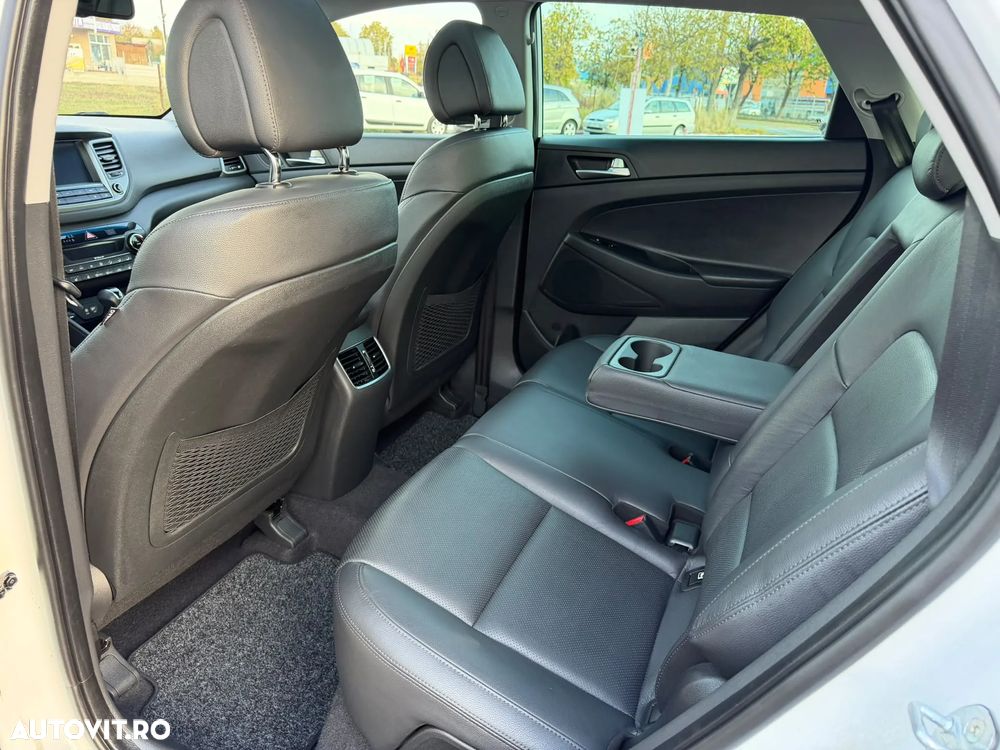 Hyundai Tucson - 13