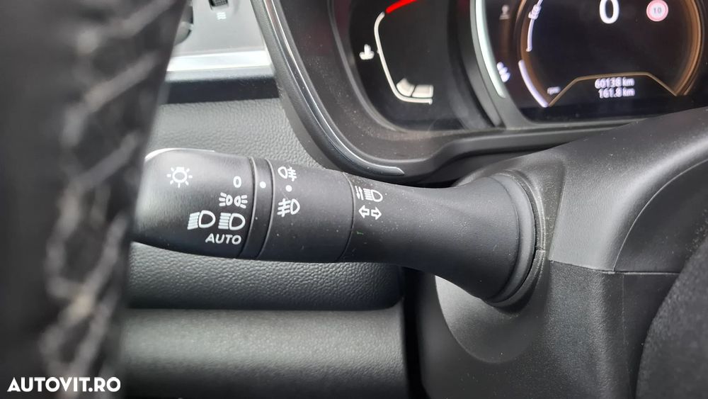 Renault Kadjar TCe 140 GPF Intens - 37