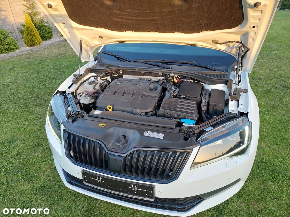 Skoda Superb 2.0 TDI Sportline DSG - 27