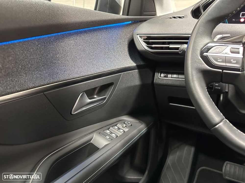 Peugeot 3008 225 e-EAT8 Allure Pack - 52