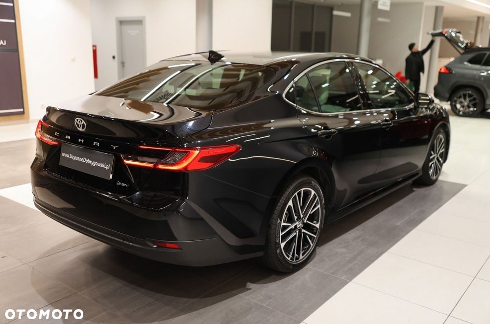 Toyota Camry 2024 photo 4