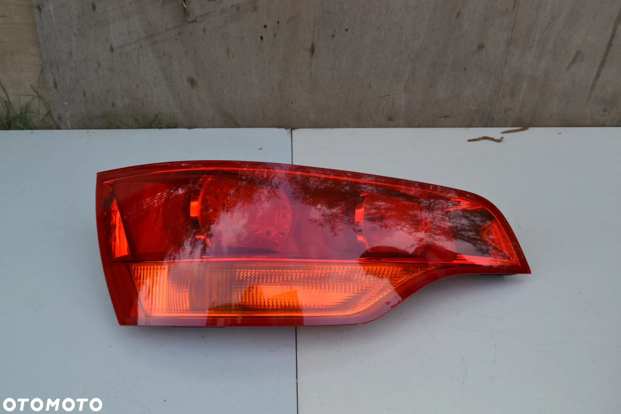 AUDI Q7 LAMPA TYŁ TYLNA LEWA PRAWA ORYGINAŁ ZWYKŁA 4L0945093 4L0945094 - 2