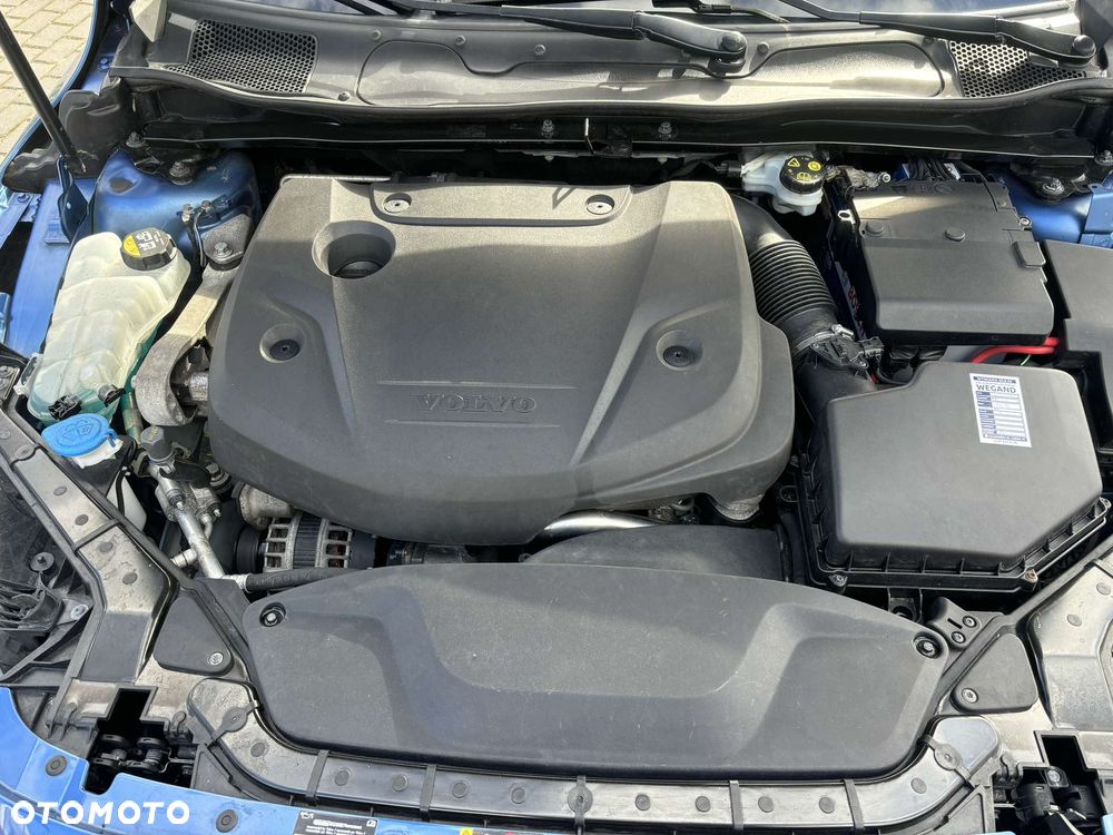 Volvo V40 D2 Drive-E SCR R-Design Momentum - 14