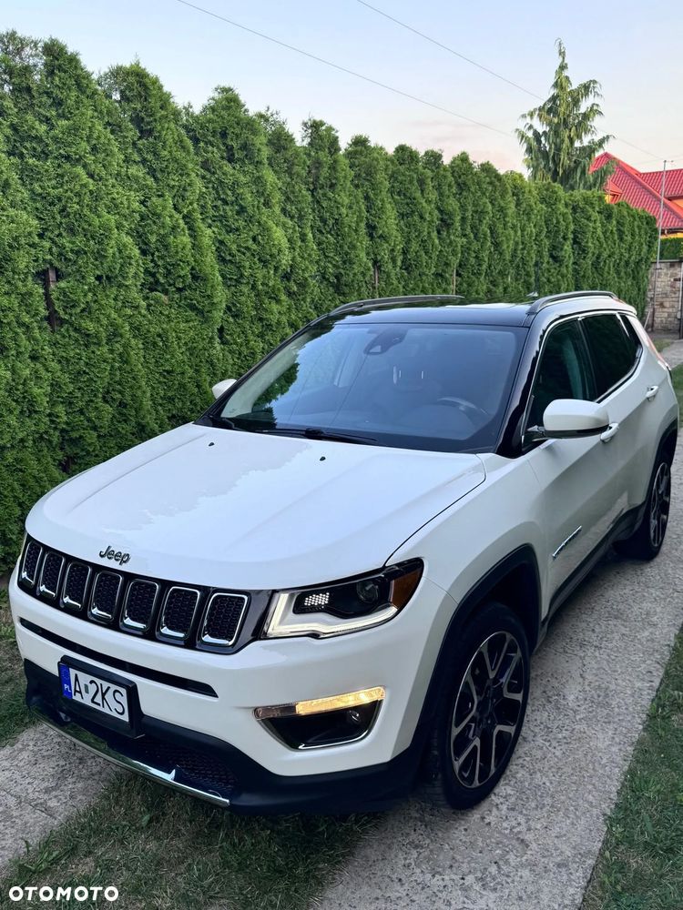 Jeep Compass - 1