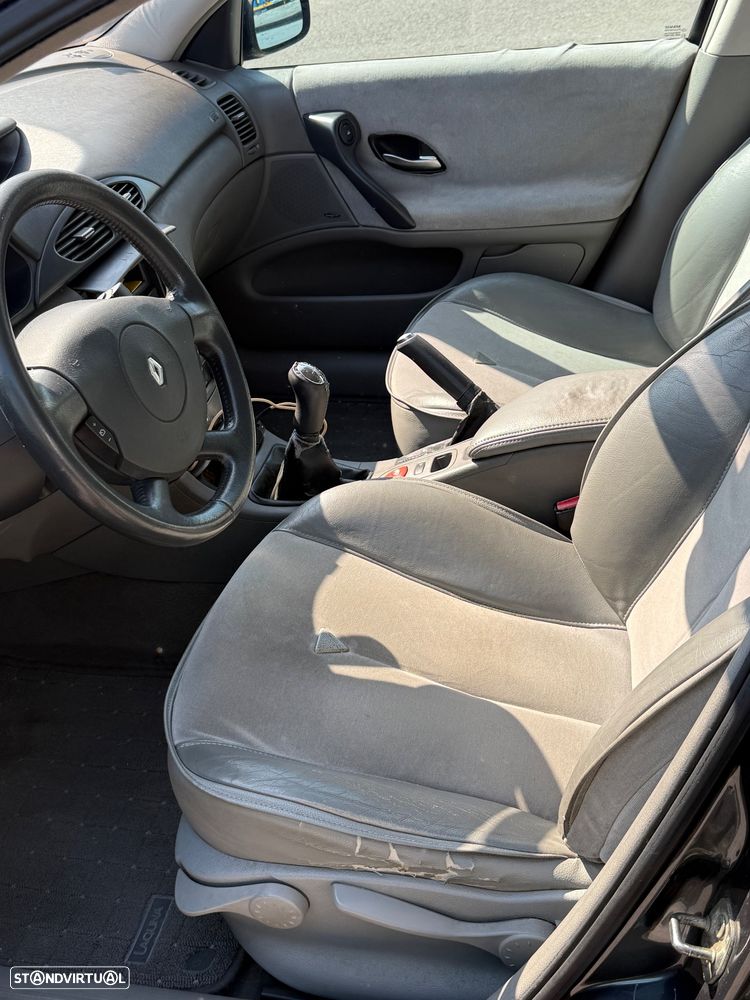 Renault Laguna Break 1.6 Privilège - 9