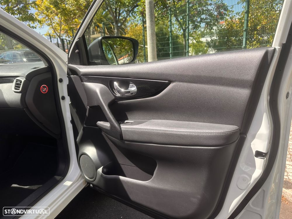 Nissan Qashqai 1.6 dCi Tekna Premium Pele Preta Xtronic - 17
