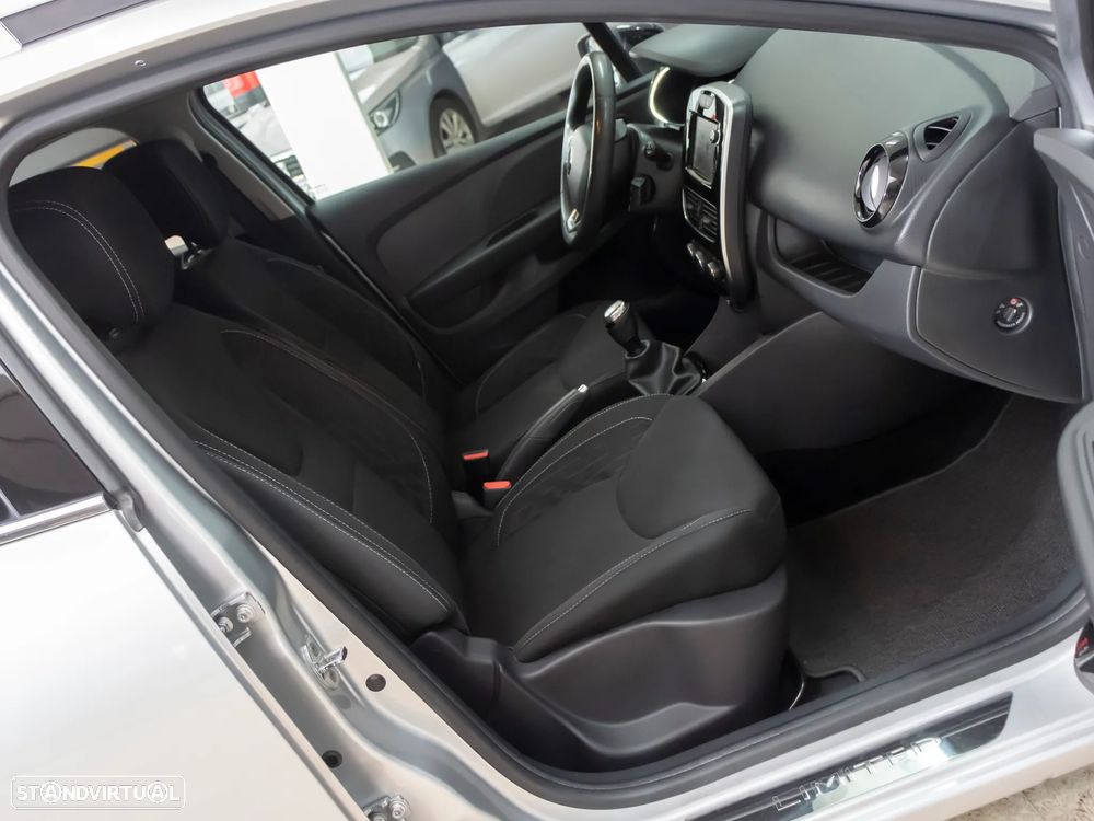 Renault Clio Sport Tourer 0.9 TCe Limited - 13