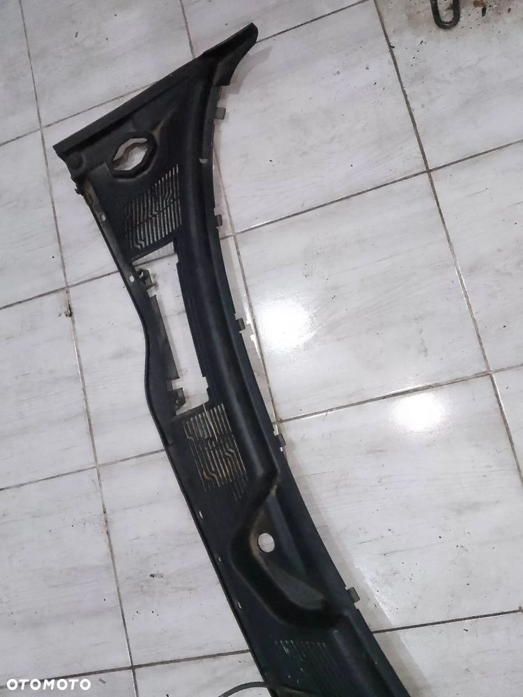 Podszybie Fisker Karma C131178601000 - 3