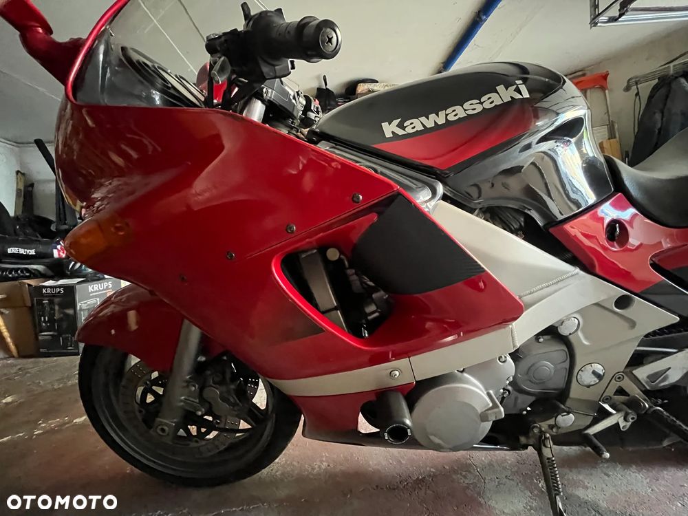 Kawasaki ZZR - 6
