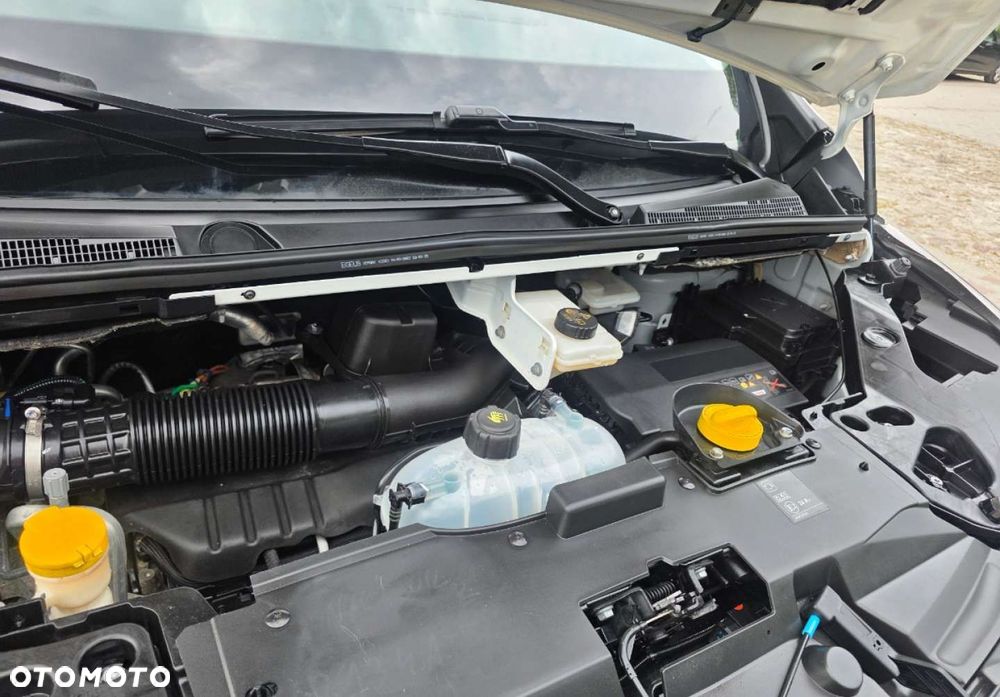 Renault Trafic - 30