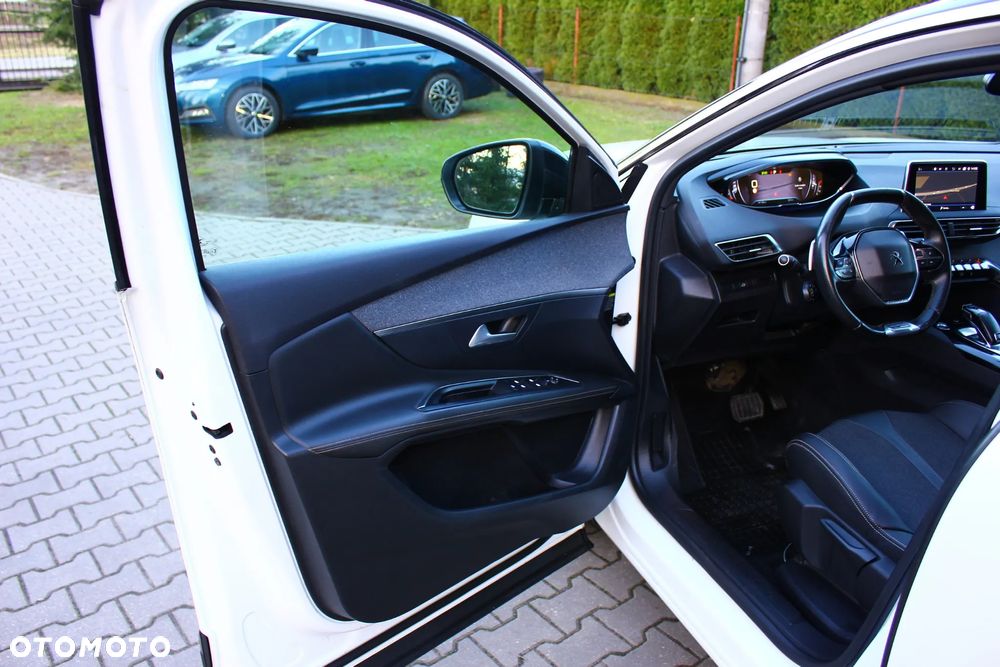 Peugeot 3008 1.5 BlueHDi GT Pack S&S EAT8 - 30