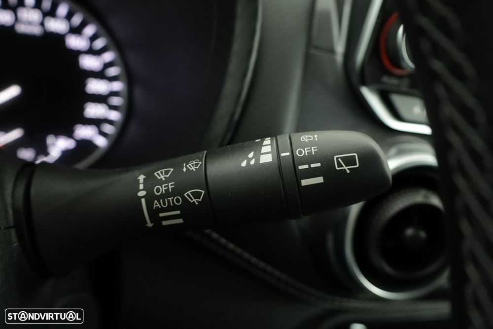 Nissan Juke 1.0 DIG-T N-Design Black DCT - 16