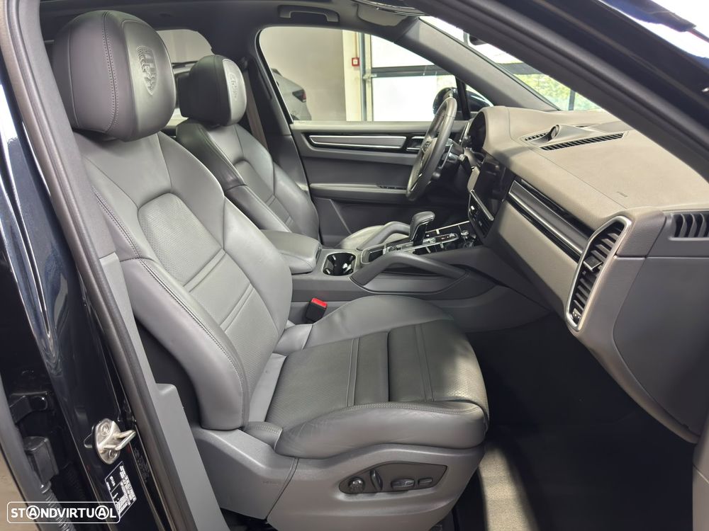 Porsche Cayenne E-Hybrid Platinum Edition - 14