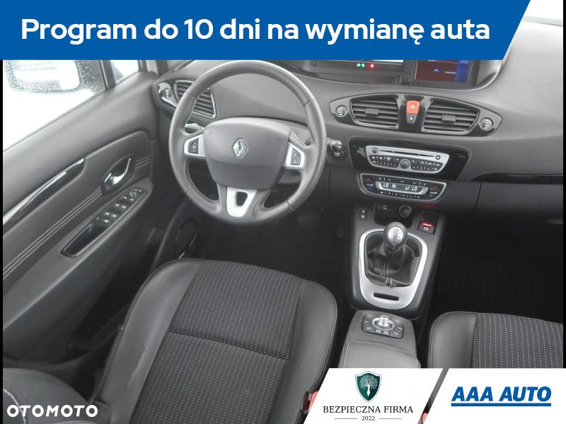 Renault Scenic - 8