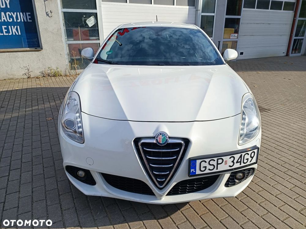 Alfa Romeo Giulietta 2.0 JTDM 16V - 11