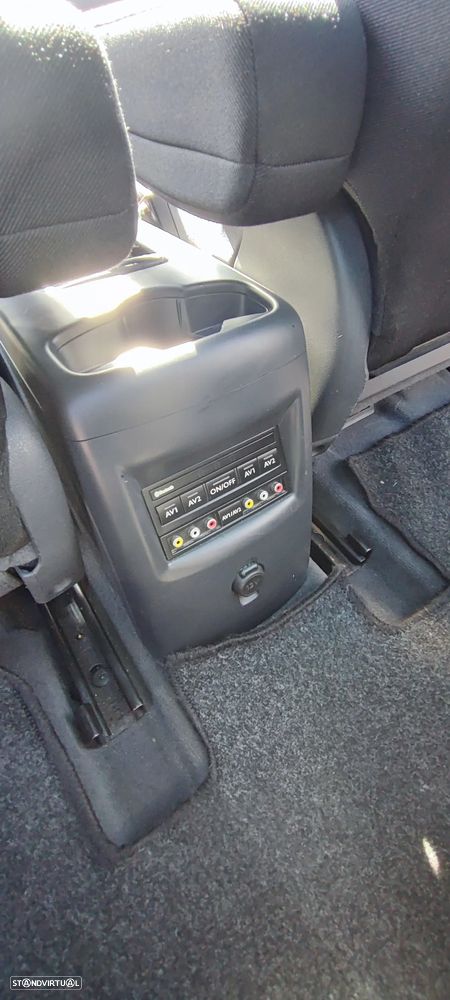 Peugeot 5008 1.6 HDi Executive CMP6 - 9