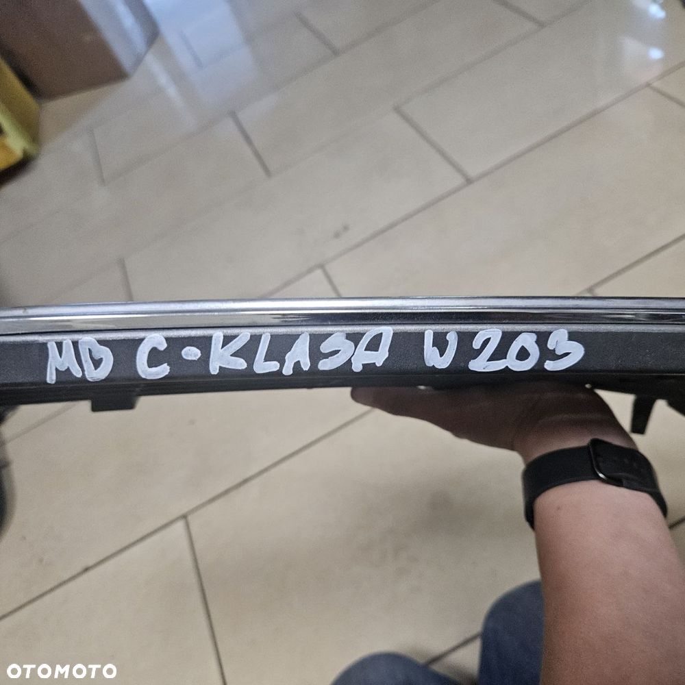 MERCEDES C KLASA W203 GRILL ATRAPA CHŁODNICY A2038800183 - 4