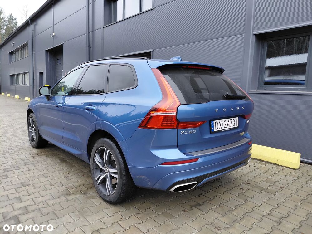 Volvo XC 60 B5 D AWD R-Design - 26