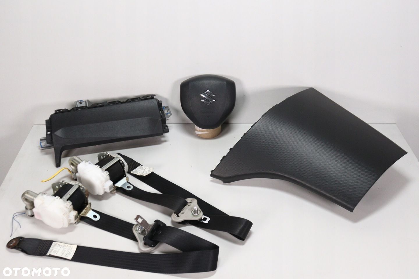 Poduszki Suzuki Swift MK7 AIRBAG PASY ORYGINAŁ 10-13 SZARE - 1