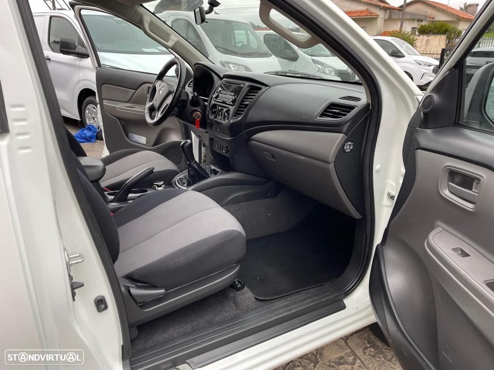 Mitsubishi L200 L200 2.4 DI-D 4WD (154CV) - 17