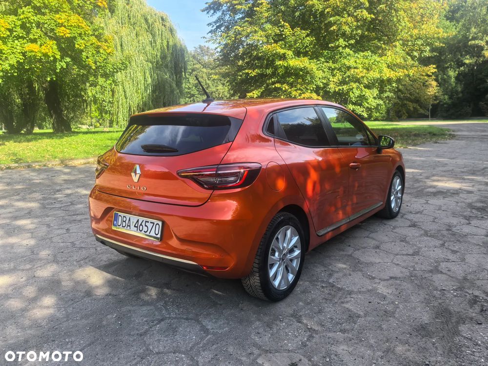 Renault Clio - 7