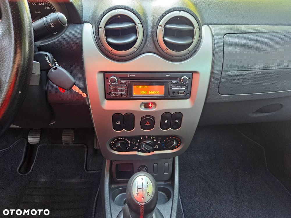 Dacia Duster 1.6 16V 105 4x2 Prestige - 17