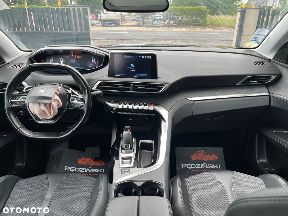 Peugeot 3008 - 8