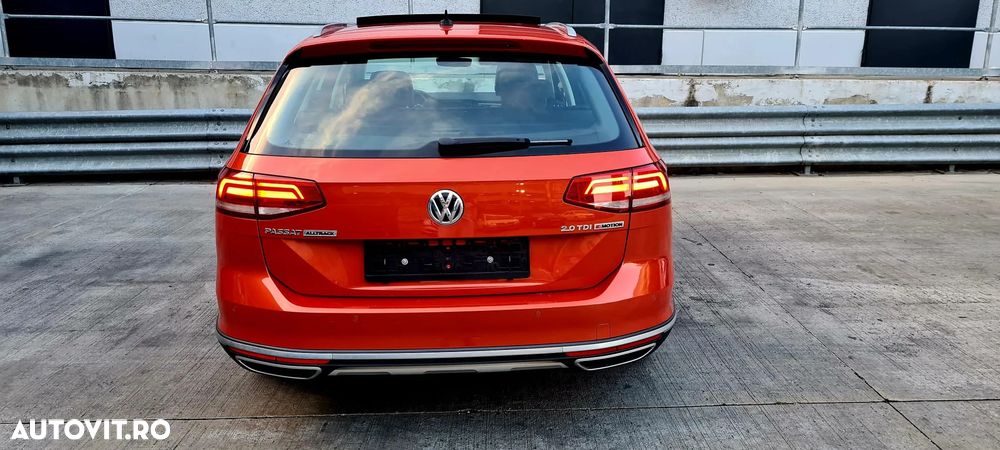 Volkswagen Passat Alltrack - 12