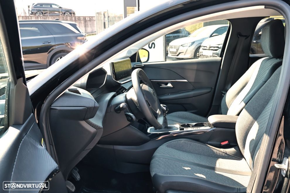 Peugeot 208 1.2 PureTech Allure - 14