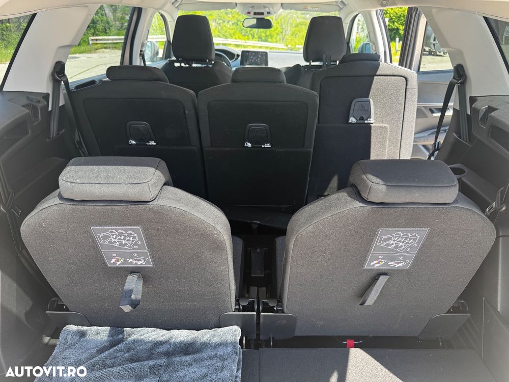Peugeot 5008 PureTech 130 EAT8 Stop & Start Active Business-Paket - 12