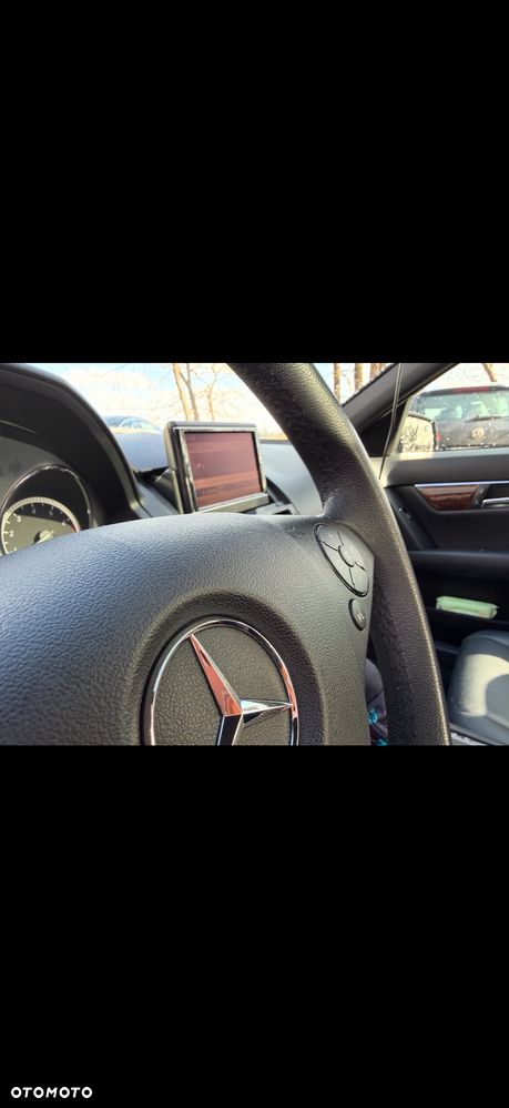 Mercedes-Benz Klasa C 300 7G-TRONIC Special Edition - 14