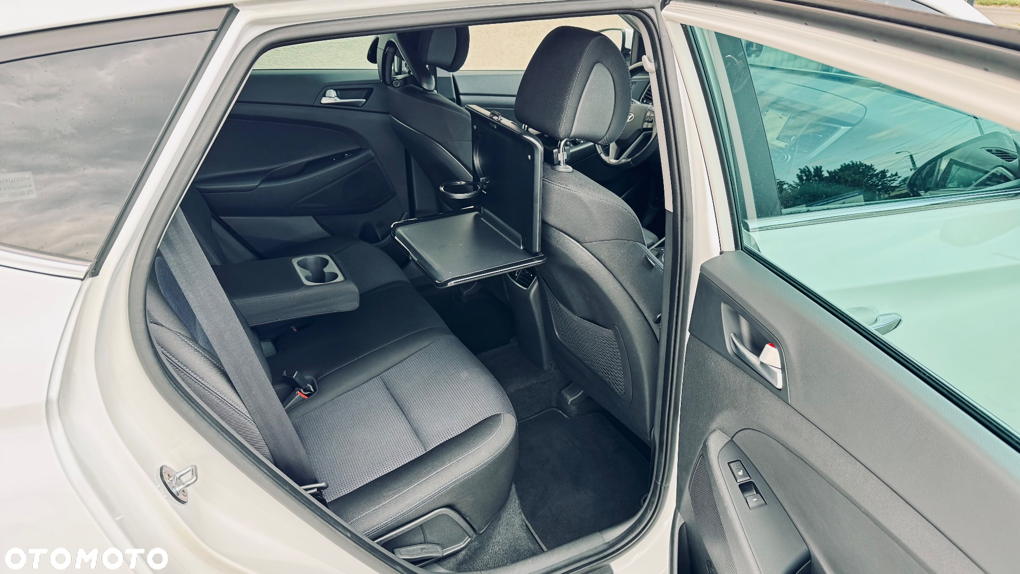 Hyundai Tucson 1.7 CRDI BlueDrive Style 2WD - 14