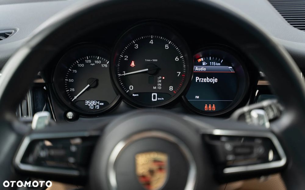 Porsche Macan T - 25