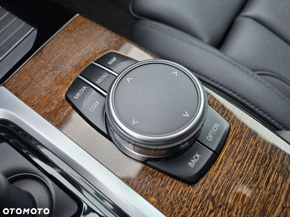 BMW X3 xDrive30i GPF Luxury Line - 21