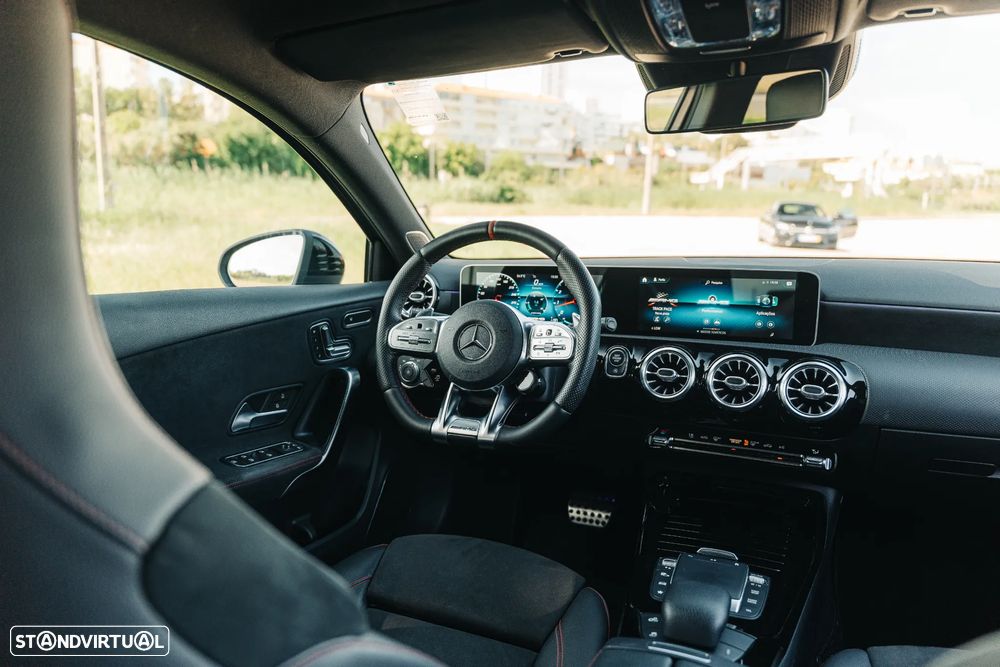 Mercedes-Benz A 45 AMG S 4Matic+ Speedshift DCT 8G - 42