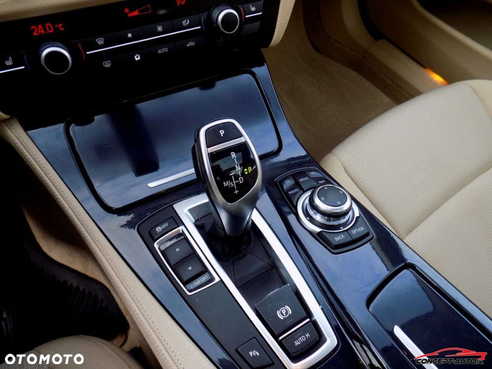 BMW Seria 5 - 32