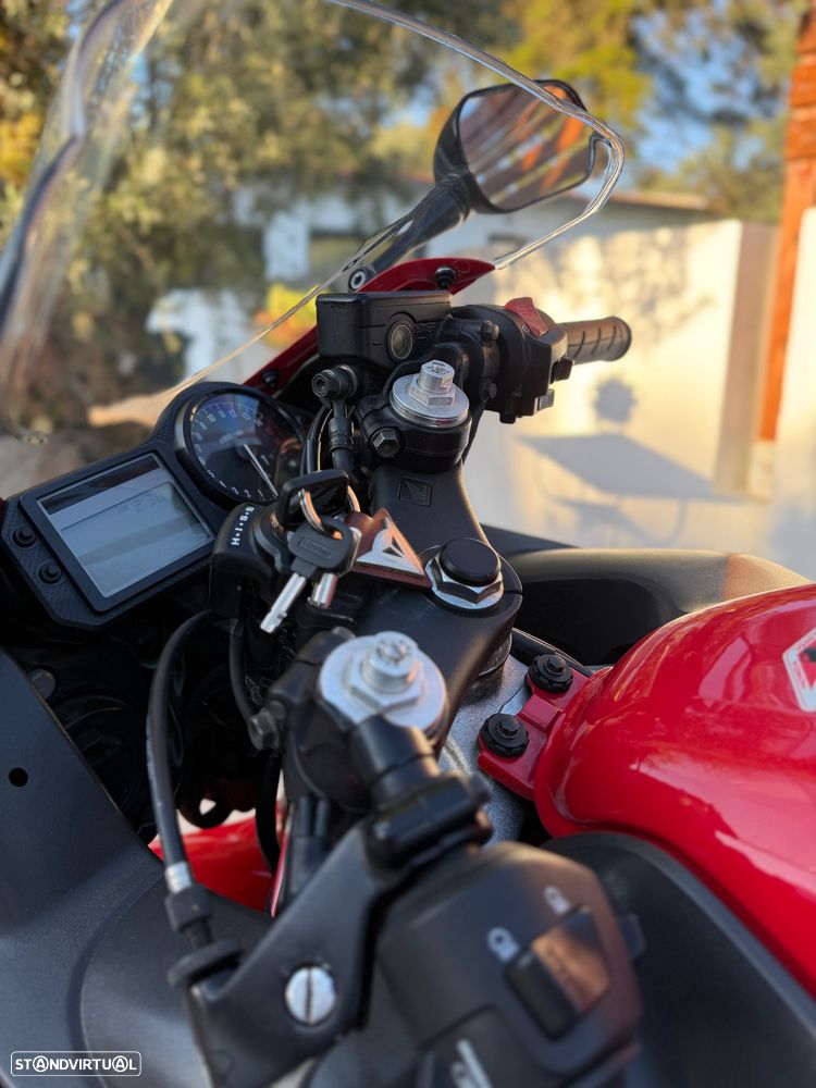 Honda CBR - 4