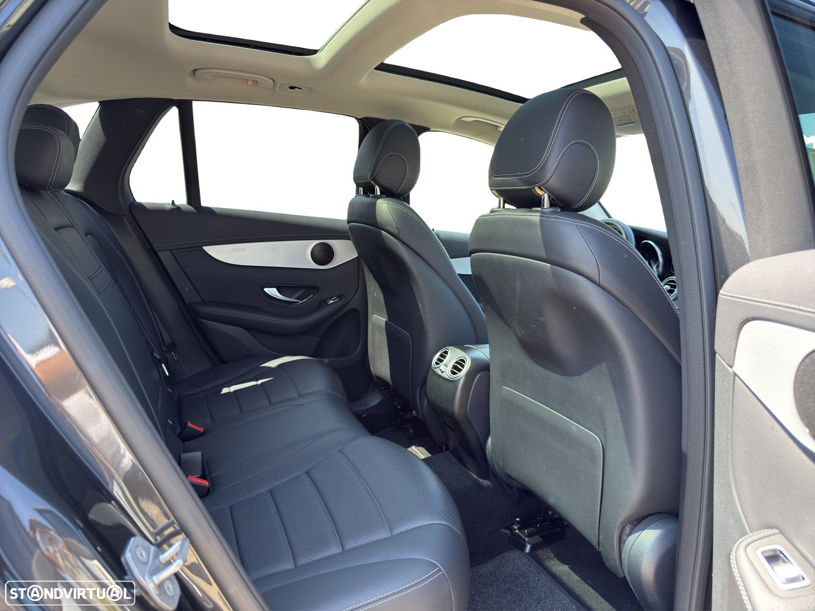 Mercedes-Benz GLC 300 de 4Matic - 16