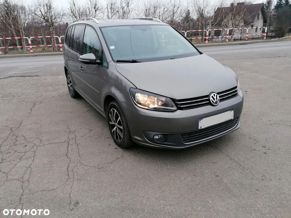 Volkswagen Touran - 2